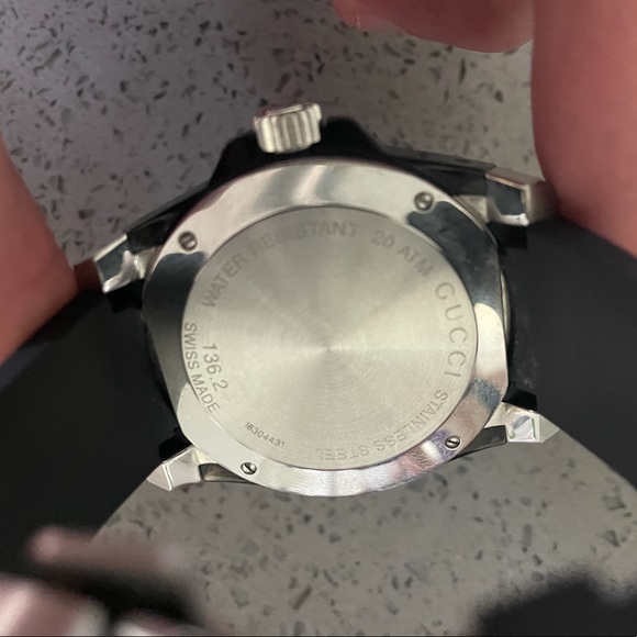 Gucci watch - Picture 3 of 6